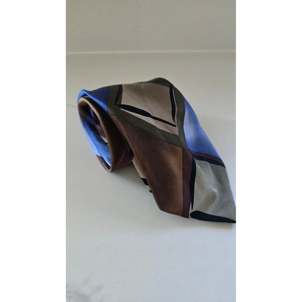 J Garcia Blue Mountain Collection 32 Silk Tie Geometric Diamond Blue Brown 1996